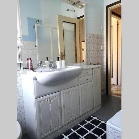 La Casa Di Marty , Codice Citra 008059-lt-0275 Arma di Taggia