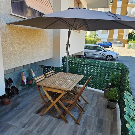 La Casa Di Marty , Codice Citra 008059-lt-0275 * Arma di Taggia